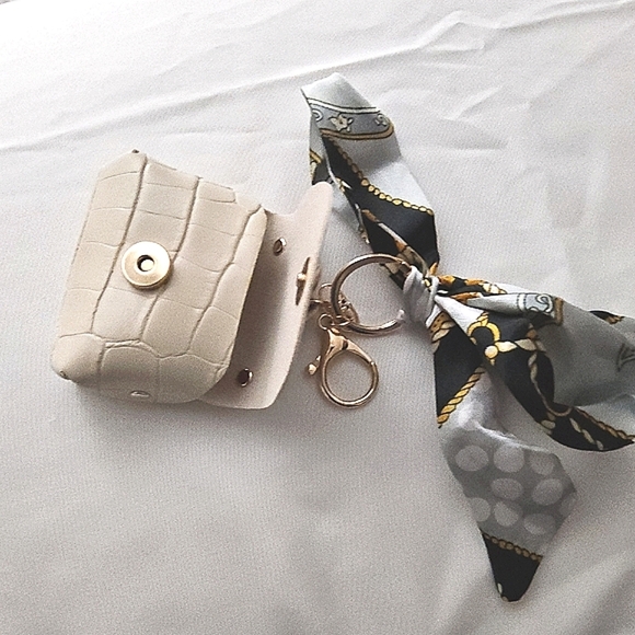 White Mini Bag with Gold Hardware and Scarf Accent A Handbag Charm - Picture 2 of 3